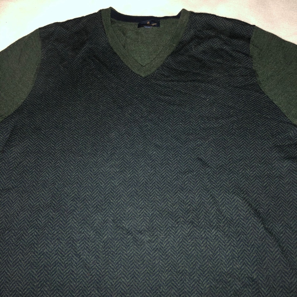 Brooks Brothers merino wool v-neck sweater
